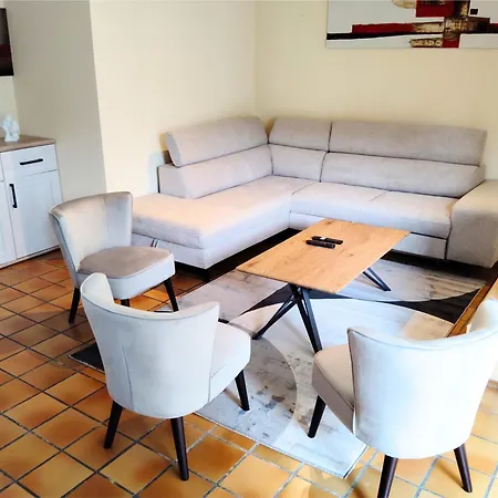 De L'eglise De * La Pommeraie-sur-Sèvre