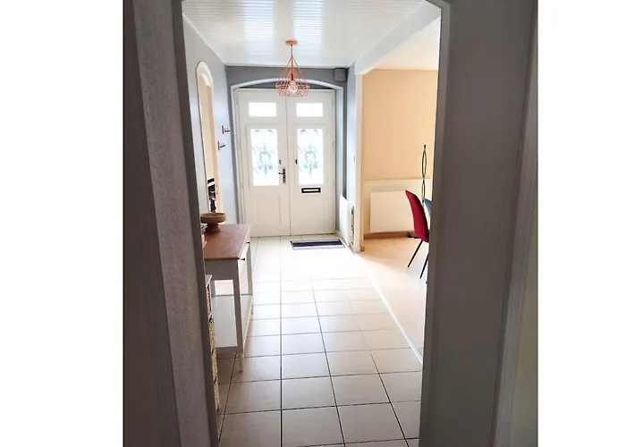 度假居 De L'eglise De *